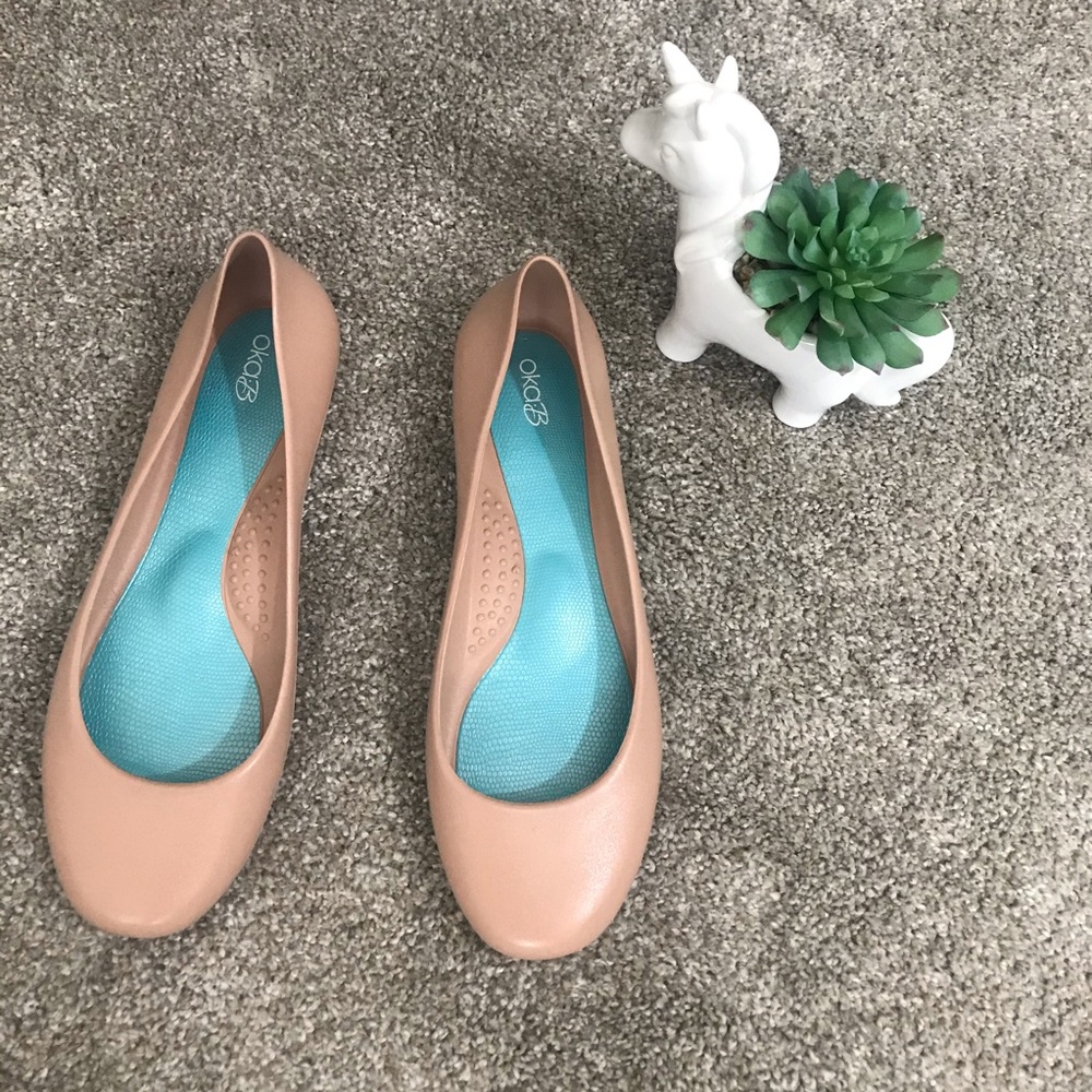 OKA B cream colored flats size 11